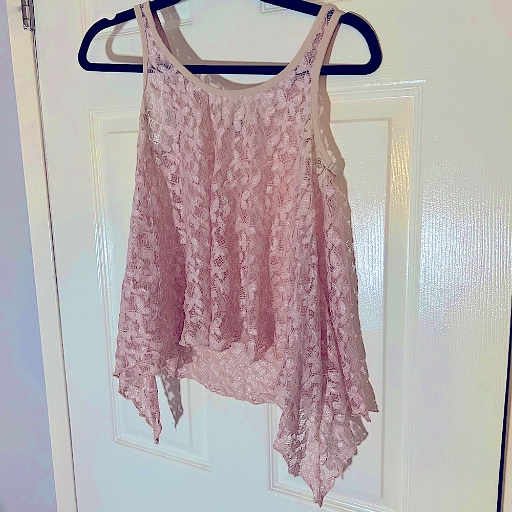 dELiA’s Pink Butterfly Lace Asymmetrical Hem Tank Top